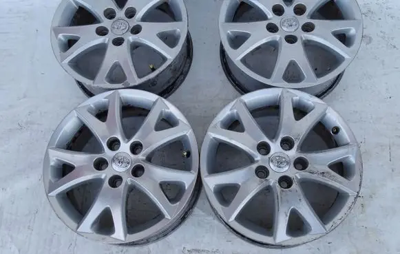Toyota Auris 150 R16 alloy rim 