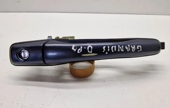 Mitsubishi Grandis Front door exterior handle MR5261062