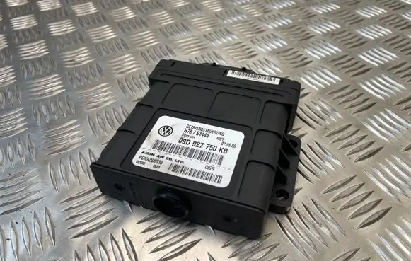 Audi Q7 4L Gearbox control unit/module 09D927750KB
