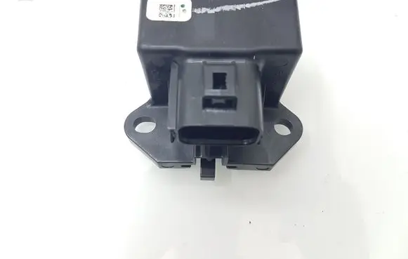 Ford Fusion II Fuel pump relay CU5A9D370 CU5A9D370FB 1540060A