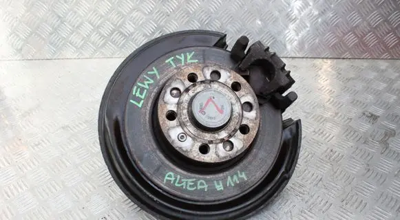 Seat Altea XL Rear wheel hub