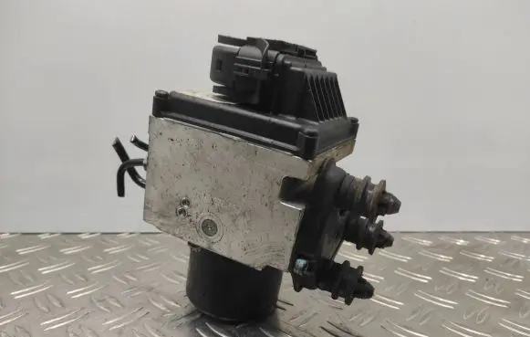Volkswagen PASSAT B6 ABS Pump 3C0614109AF 16705712N 16705912
