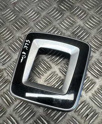 Mercedes-Benz SLK R172 Gear shifter surround trim plastic A1726830300 1315515 101115