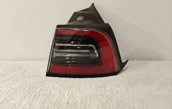 Tesla Model Y Rear/tail lights 150208700D