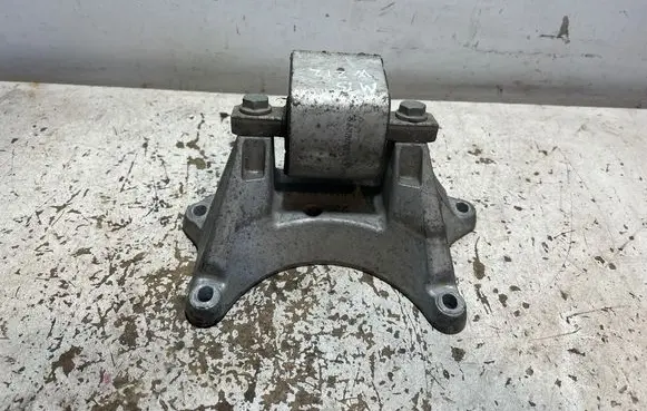 Mercedes-Benz E W212 Gearbox mounting bracket A2112420340