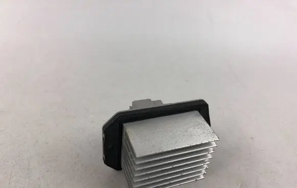 Subaru Tribeca Heater blower motor/fan resistor 0778000901