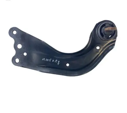 Rear control arm