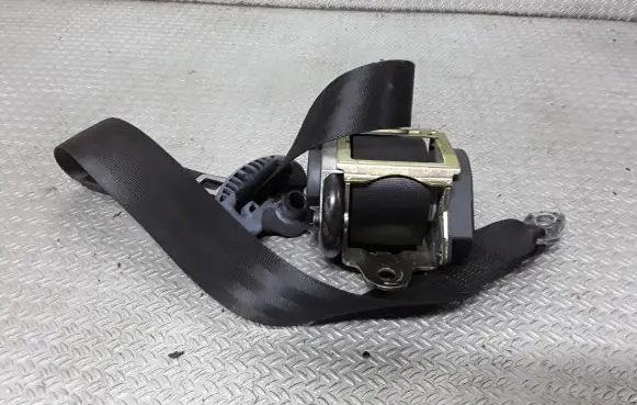 Audi A2 Front seatbelt 560788101