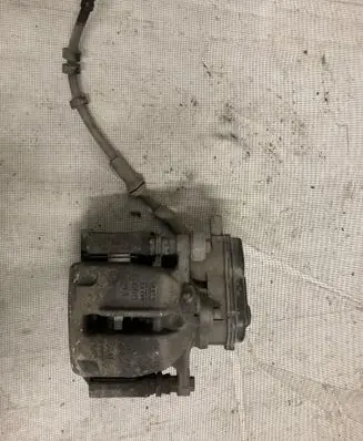 Rear brake caliper