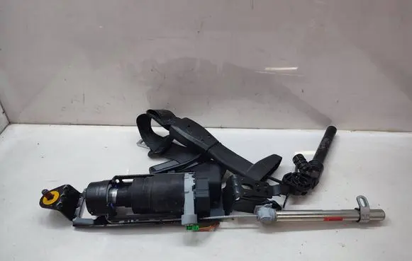 Volvo XC60 Front seatbelt 39817380