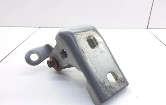 Opel Insignia A Front door upper hinge A046574 1130