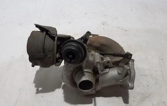 Renault Trafic III (X82) Turbo 8201371489