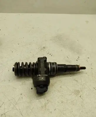 Seat Altea XL Fuel injector 0414720215 038130073AG