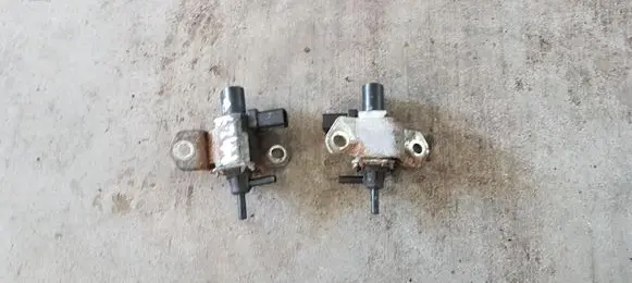 Ford Mondeo MK IV Valve vacuum 
