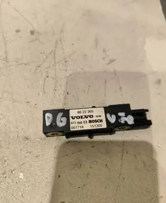 Volvo V70 Airbag deployment crash/impact sensor 8622365 007714 151205