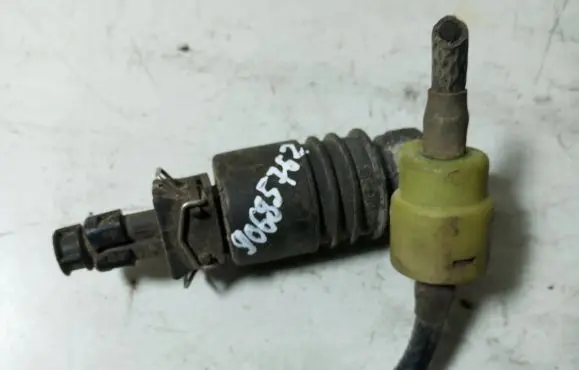 Opel Astra H Windscreen/windshield washer pump 90685762