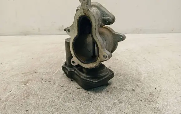 Audi A4 S4 B7 8E 8H EGR valve