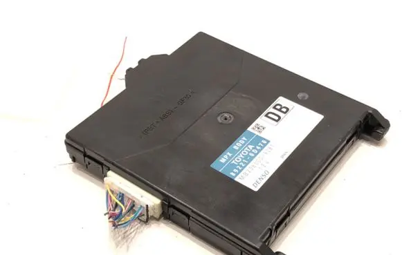 Toyota Yaris Other control units/modules 89221-0D470