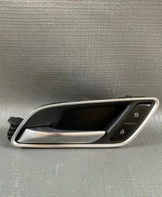MG ZS Front door interior handle 20222221