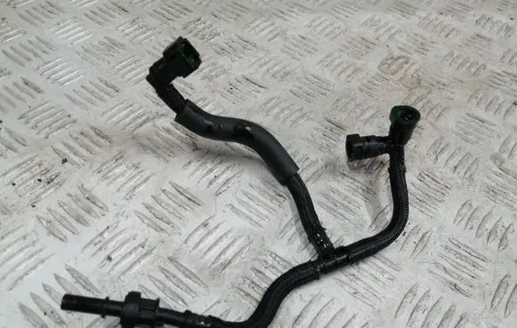 Opel Crossland X Fuel line pipe 