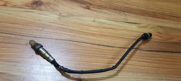 KIA Carens II Lambda probe sensor 3921025110NTK608H1