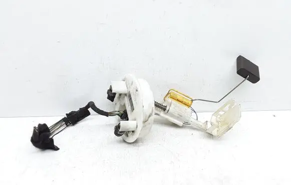 Mercedes-Benz CLC CL203 Fuel level sensor A2114701641