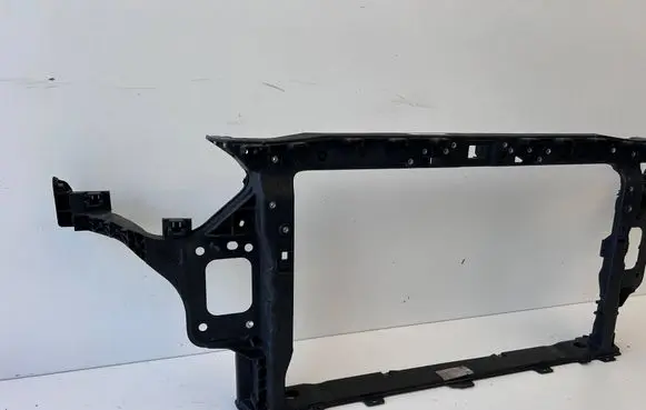 KIA Ceed Radiator support slam panel 64101-J7000