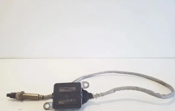 Opel Vivaro Lambda probe sensor 9817308880