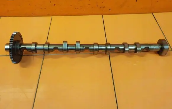Volkswagen Scirocco Camshaft 06H109571K 114P1