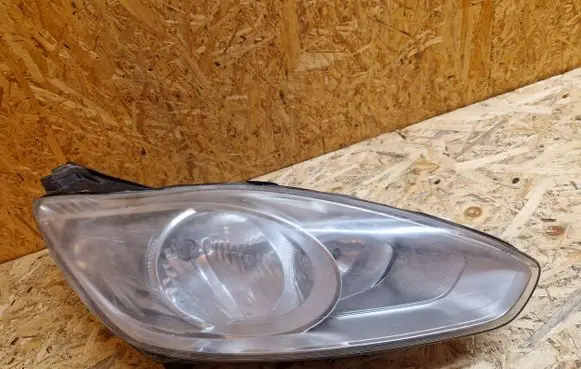Ford Grand C-MAX Headlight/headlamp AM5113W029AE 89502244 8950224429RG