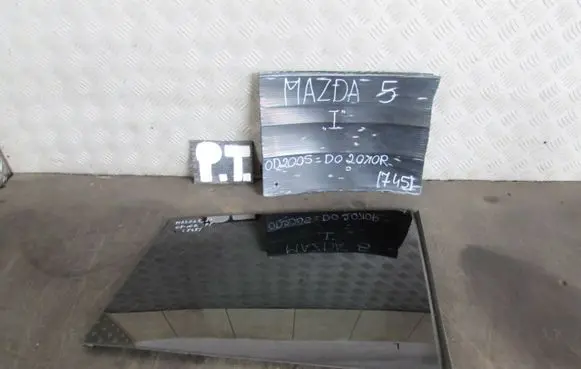 Mazda 5 Front triangle window/glass 