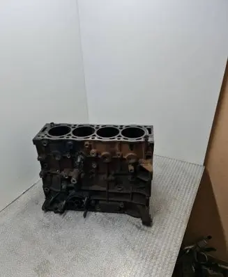 Peugeot 407 Engine block 