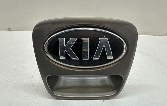 KIA Soul Manufacturers badge/model letters 