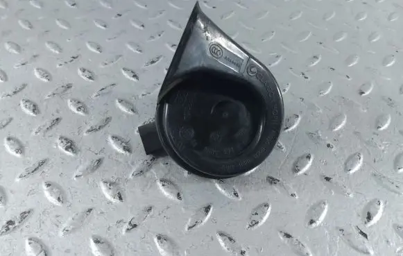 BMW 5 F10 F11 Horn signal 7279781