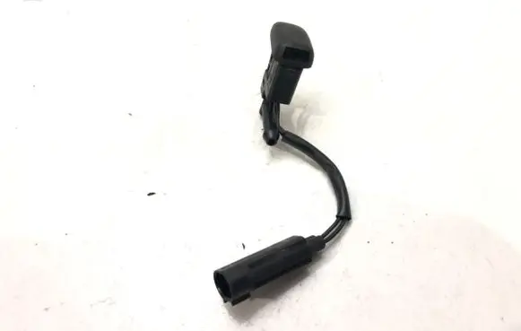BMW X3 E83 Windshield washer spray nozzle 7110851