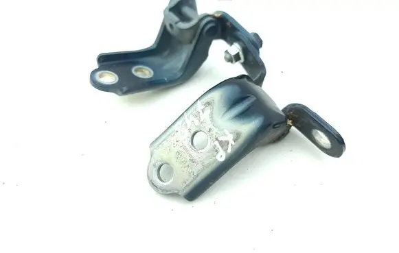 Front door hinge set