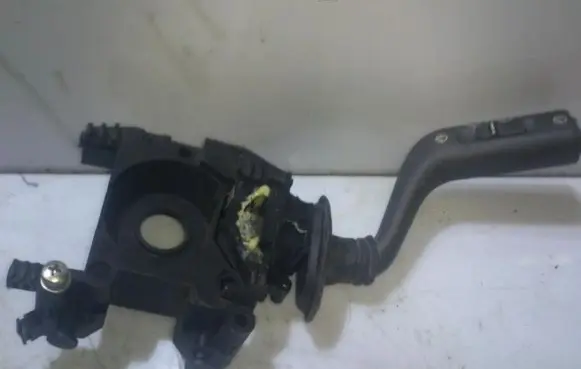 Volvo S40, V40 Wiper control stalk 30638467
