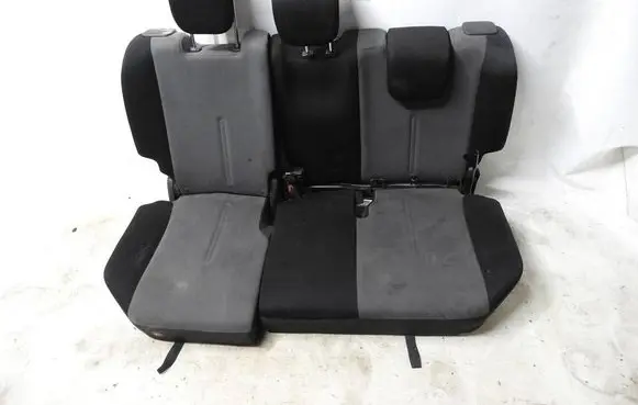 Toyota Urban Cruiser (XP110) Second row seats 