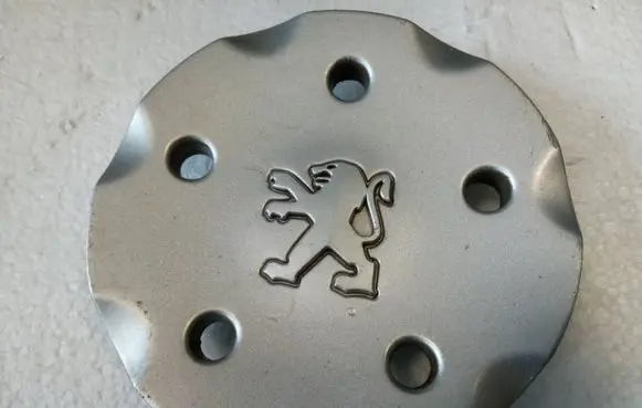 Peugeot 406 Original wheel cap 96322747977 NE70139