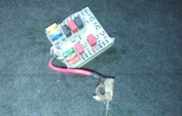 Fiat Punto (188) Fuse box set 46835421