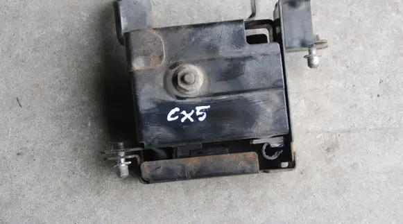 Mazda CX-5 II Alarm system siren KD47679G1
