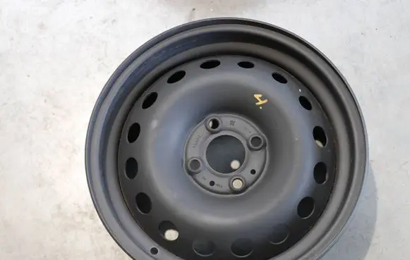 Dacia Sandero II R15 steel rim 403008562R