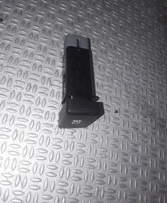 KIA Carens II Fog light switch 