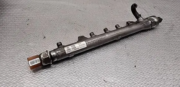 Skoda Octavia Mk2 (1Z) Fuel main line pipe 03L130089B