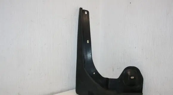 Skoda Octavia Mk2 (1Z) Front mudguard 1Z0821819