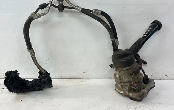 Citroen C4 I Picasso Power steering pump 9684040180 A0012439 GEP65C