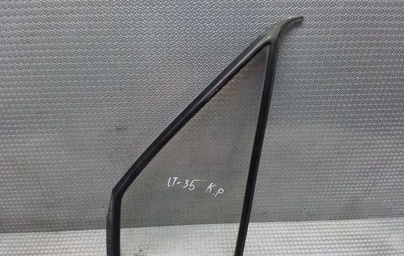 Volkswagen II LT Front door vent window glass four-door 