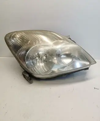 Toyota Corolla Verso E121 Headlight/headlamp