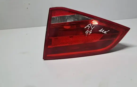 Audi A4 S4 B8 8K Tailgate rear/tail lights 8K5945094D