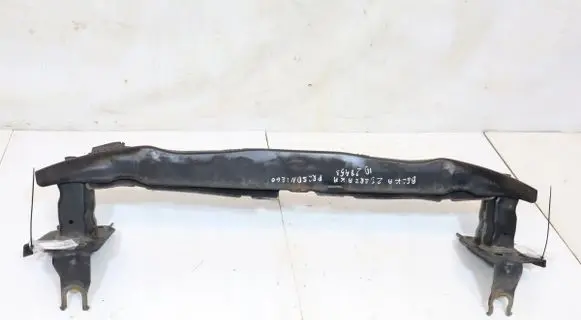 Volkswagen Touareg I Front bumper support beam 